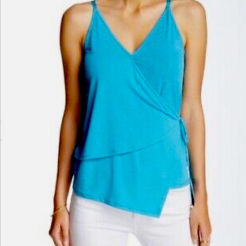 Adorable SOCIALITE Summer Wrap Top T- Back Detail- beautiful BlueTeal Large NWOT